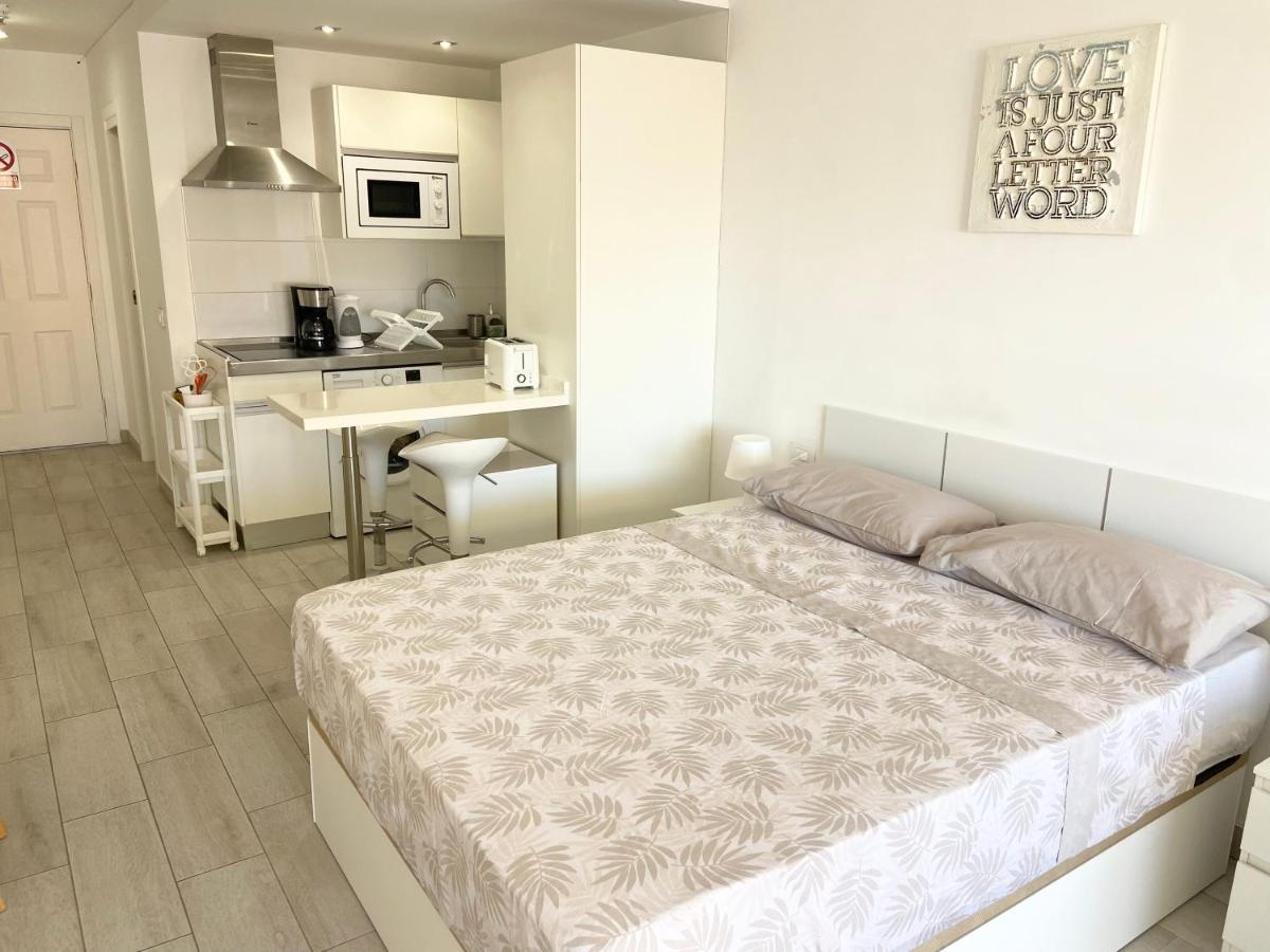 Top Floor, Panoramic Studio, Heated Pool Los Cristianos  Exterior foto